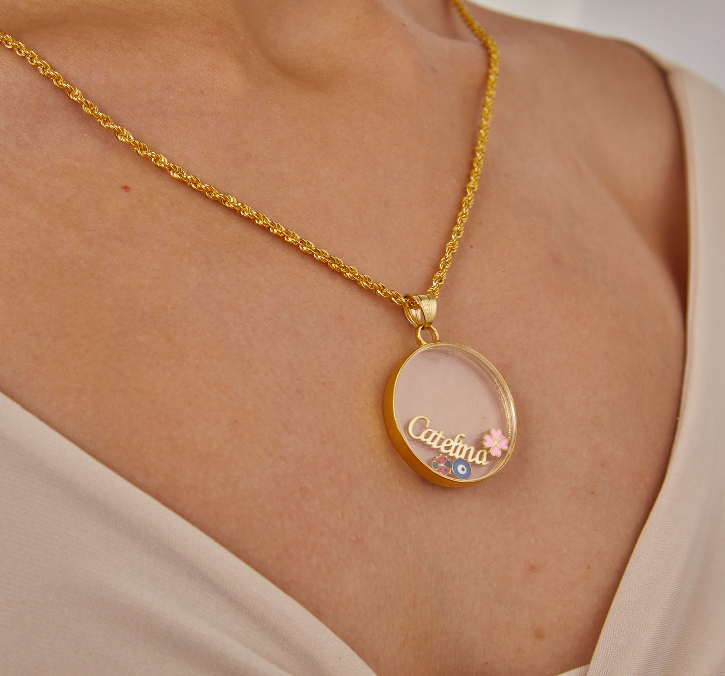 Gold Custom Circle Lucky Name Necklace, Clover and Ladybird Pendant, Flower Necklace, Evil Eye Plate, Personalized Christmas Gifts For Women-1790496016