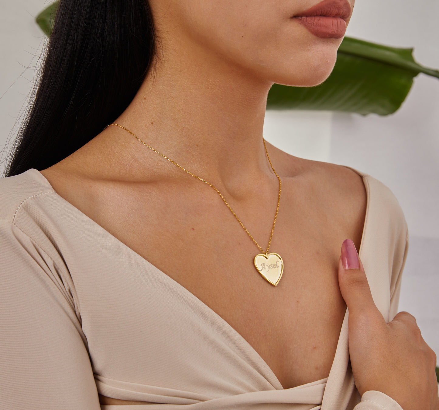 Gold Heart Plate Name Necklace, Engraved Name Pendant, Custom Name Jewelry, 14K Gold Heart Necklace, Personalized Christmas Gifts For Her-1797030001