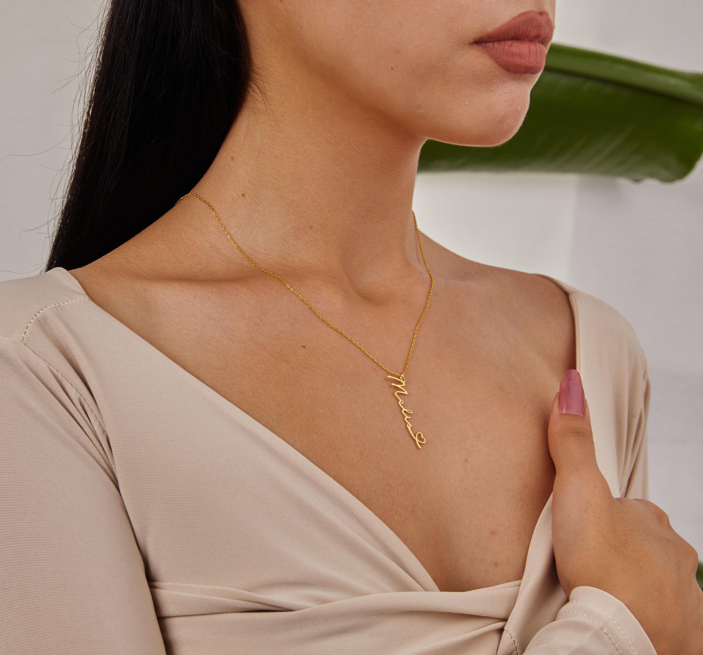 14K Gold Vertical Name Necklace, Minimalist Heart Pendant, Personalized Name Jewelry, Signature Name Necklace, Christmas and Halloween Gifts-1798983649