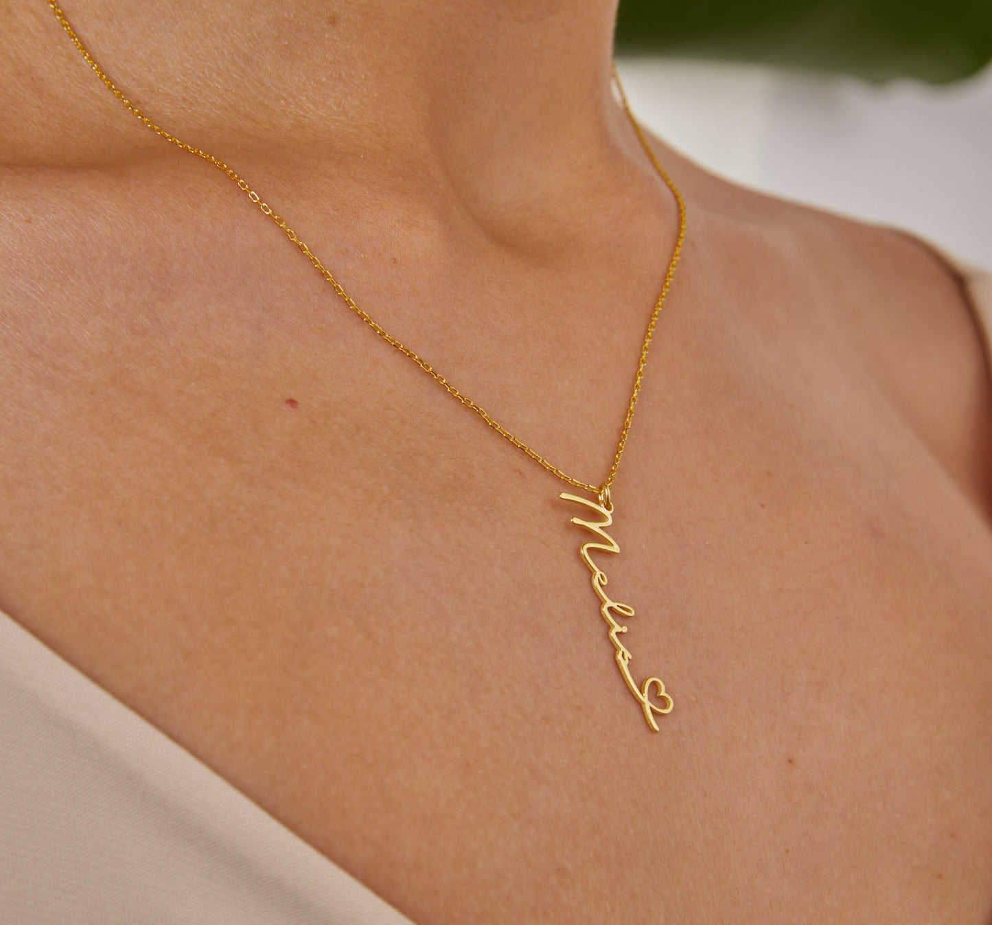 14K Gold Vertical Name Necklace, Minimalist Heart Pendant, Personalized Name Jewelry, Signature Name Necklace, Christmas and Halloween Gifts-1798983649